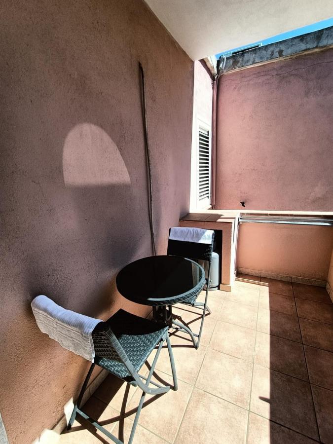 Casa Vacanza Gigi E Antonella 罗通多港 外观 照片